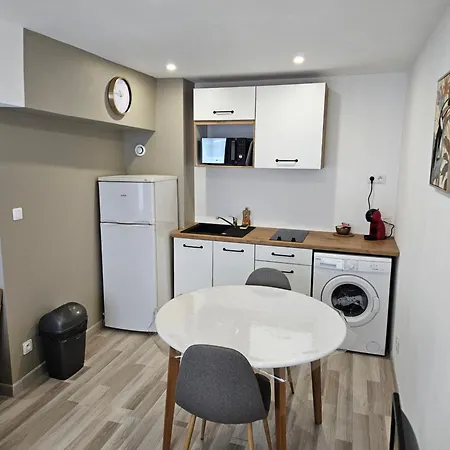 Cosy Centre Gare Et Tram A Pied شقة فالنسيان